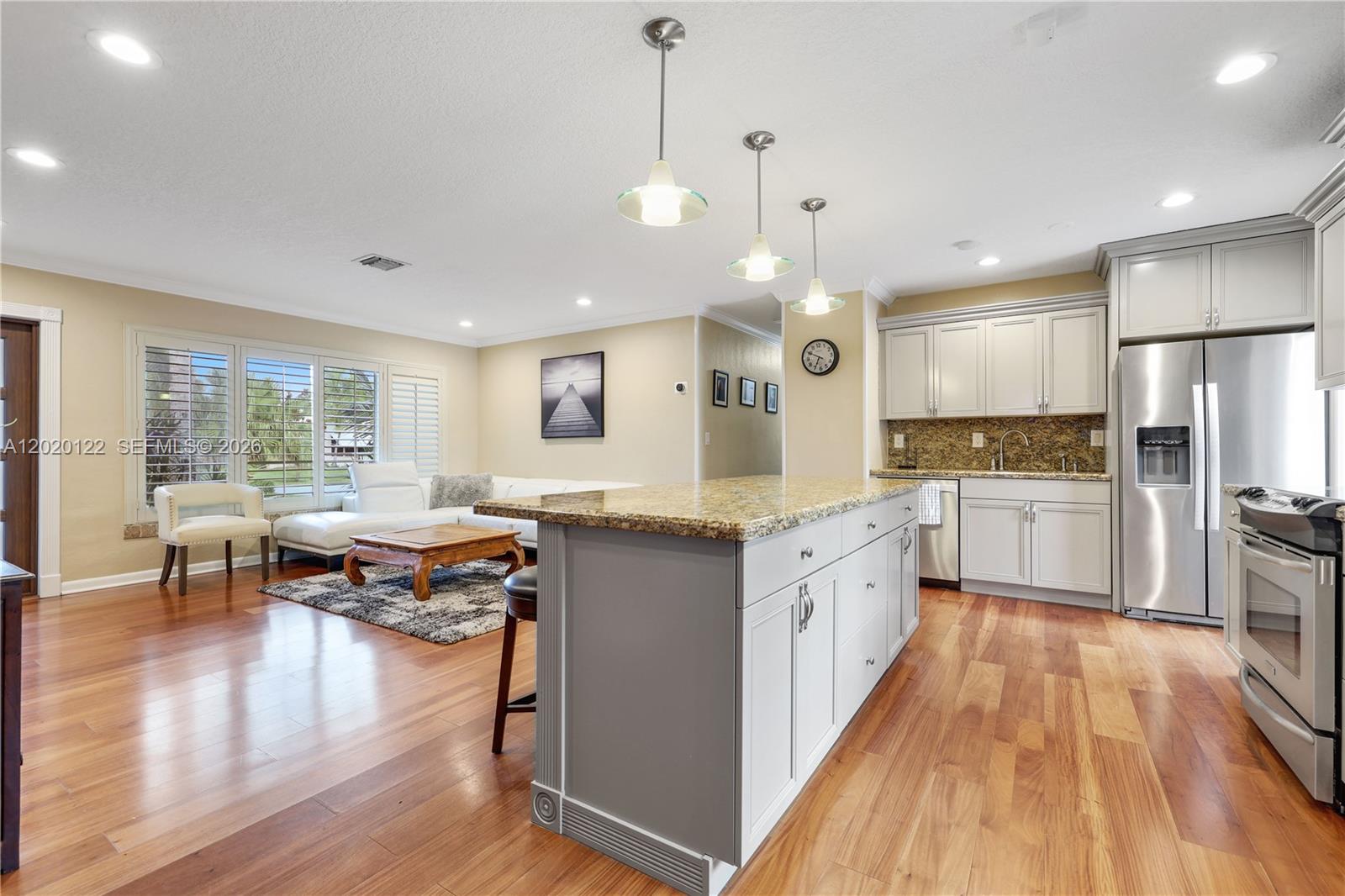 1311 NE 26th Ter
