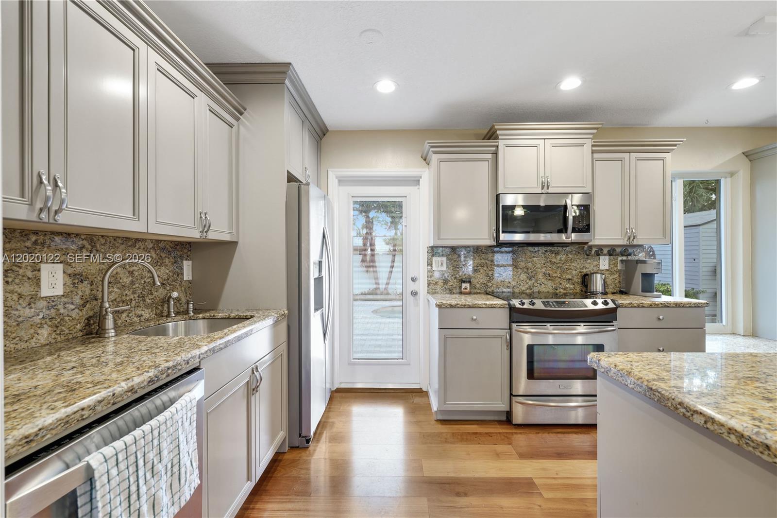 1311 NE 26th Ter