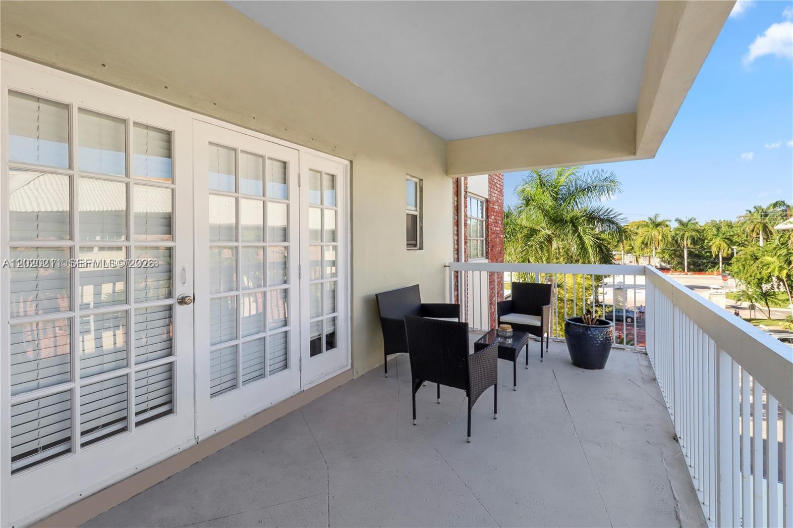 2420 SE 17th Cswy # 301C