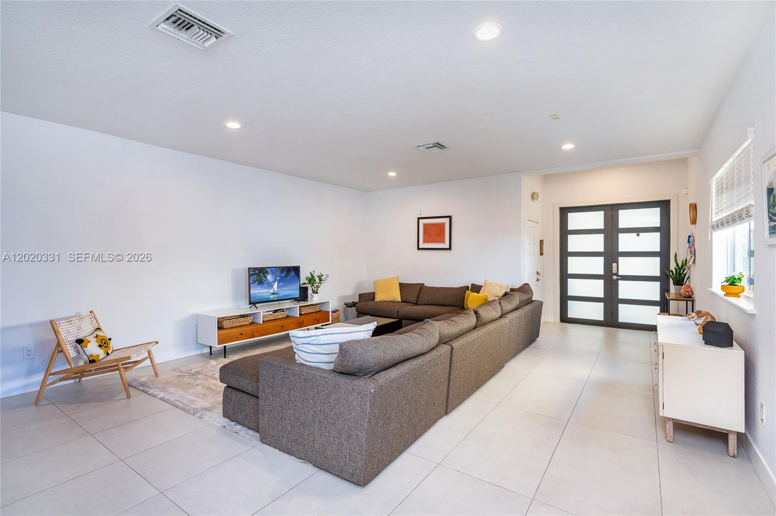 3167 Mary St # 1