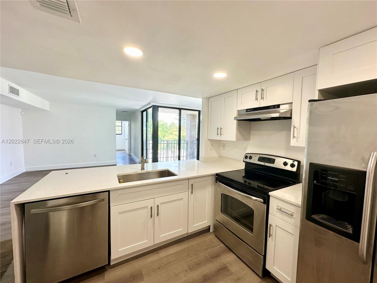 3561 SW 117 Ave # 408 Unit: 7-408