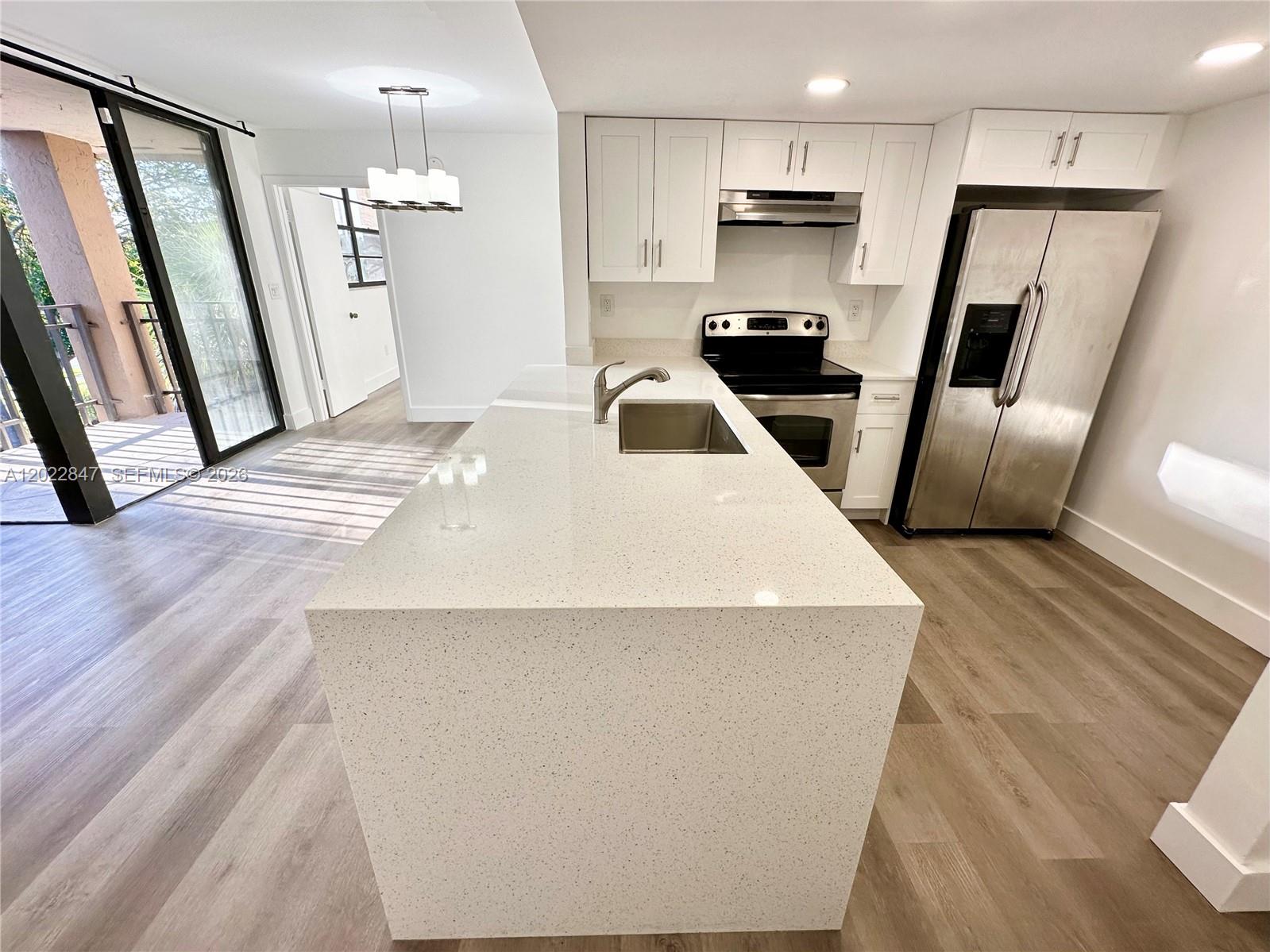 3561 SW 117 Ave # 408 Unit: 7-408