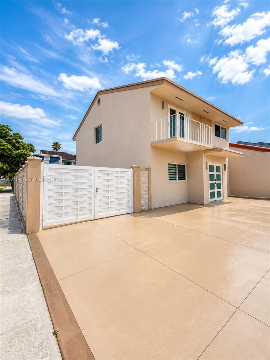 12295 SW 10th Ter