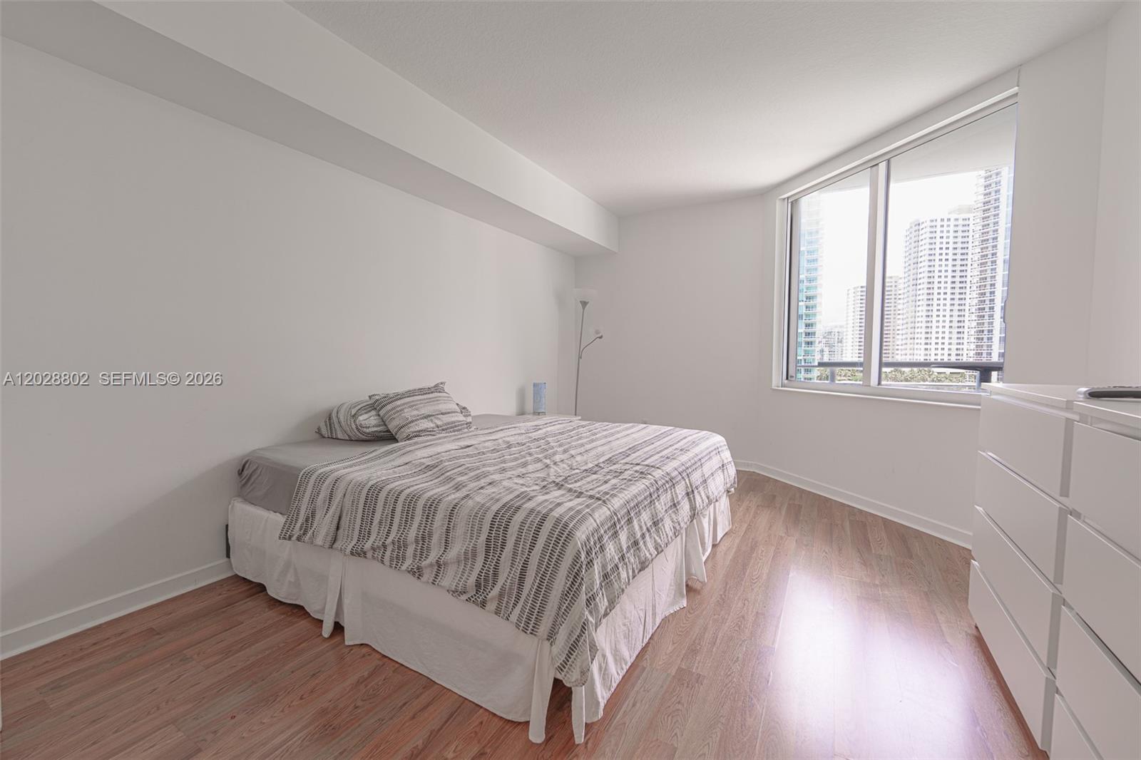 325 S Biscayne Blvd # 821