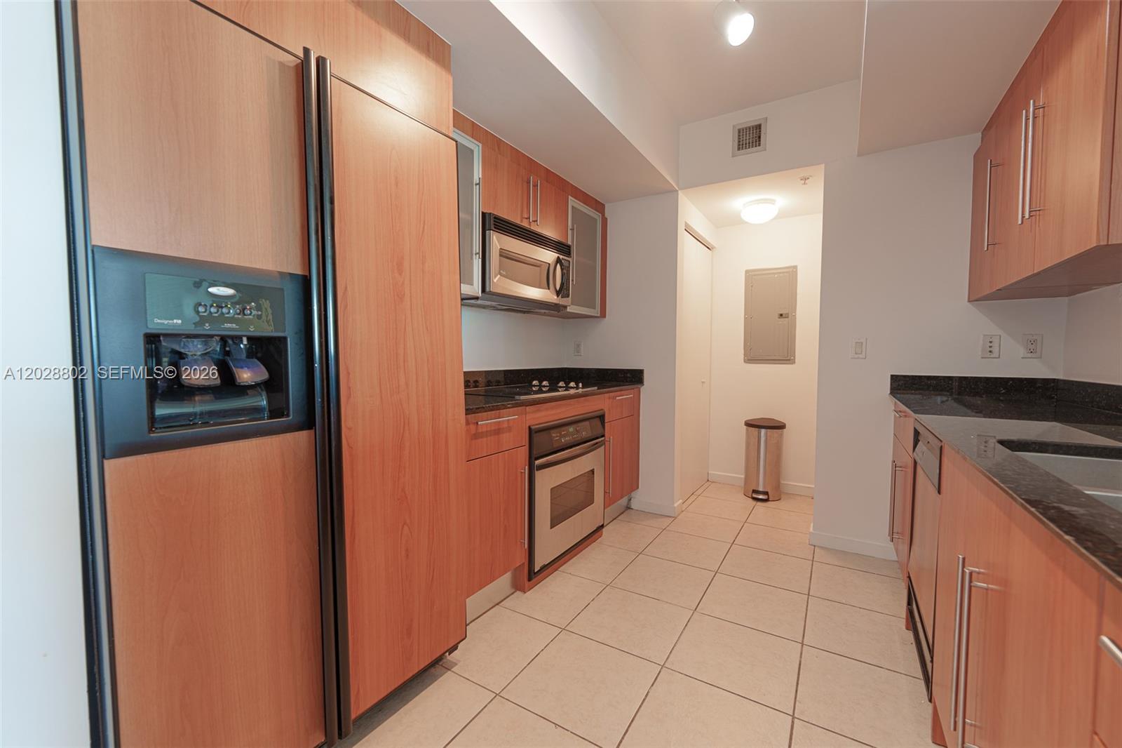 325 S Biscayne Blvd # 821