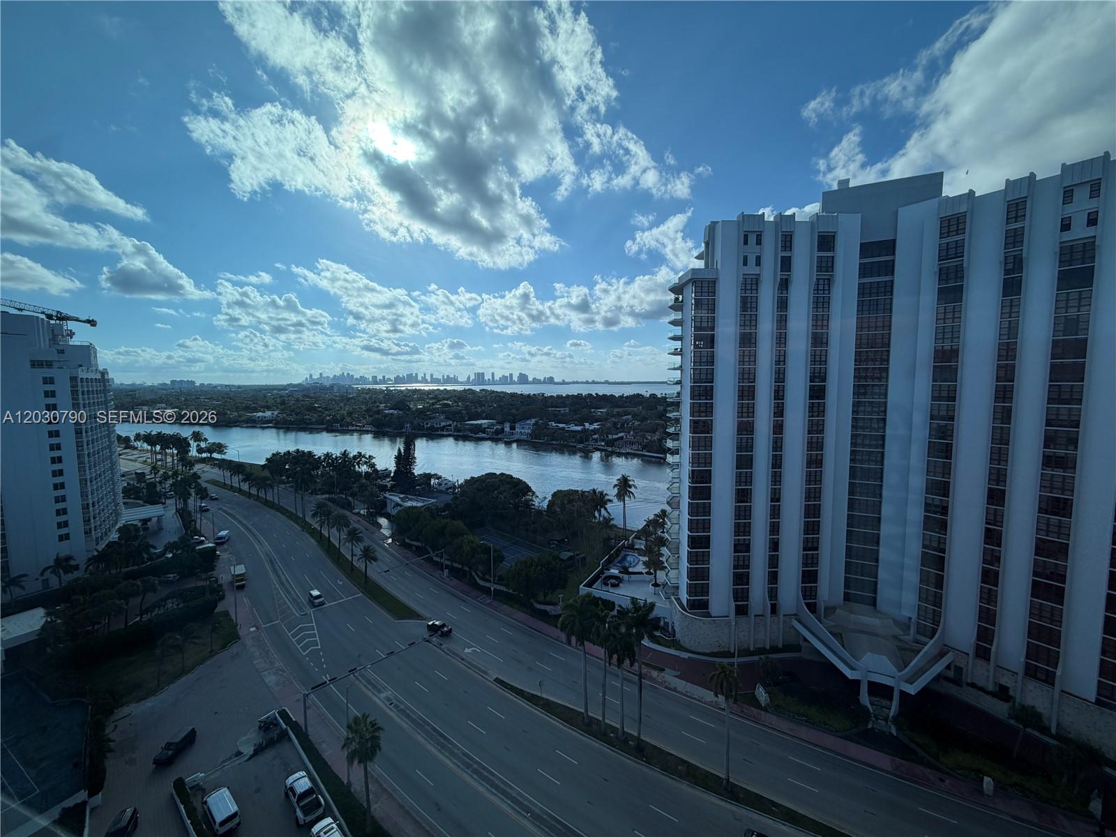 5445 Collins Ave # 1506