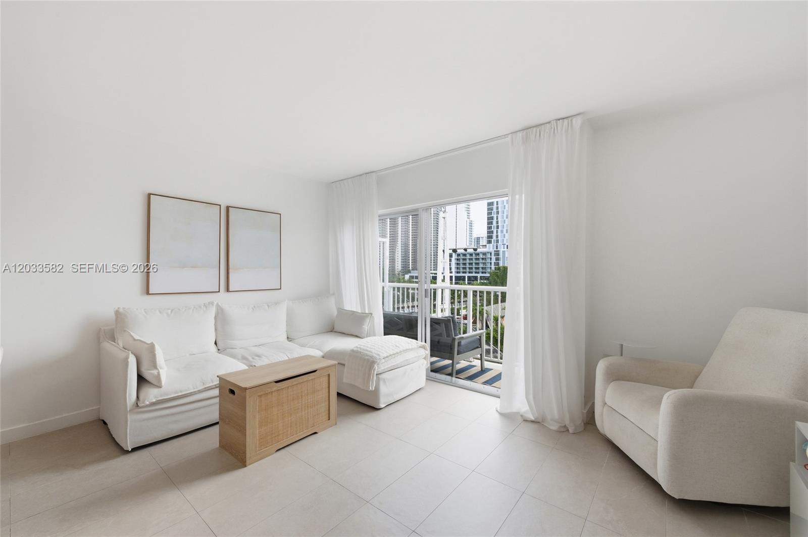 17800 Atlantic Blvd Unit: PH3