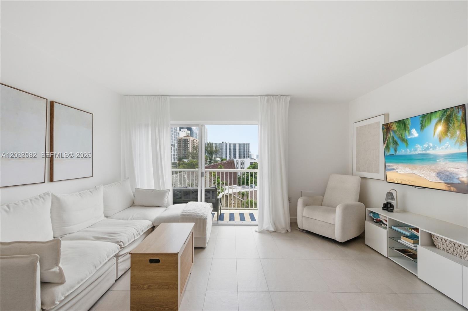 17800 Atlantic Blvd Unit: PH3