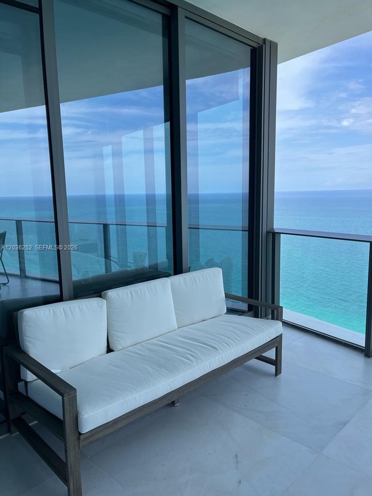 15701 Collins Ave # 3104