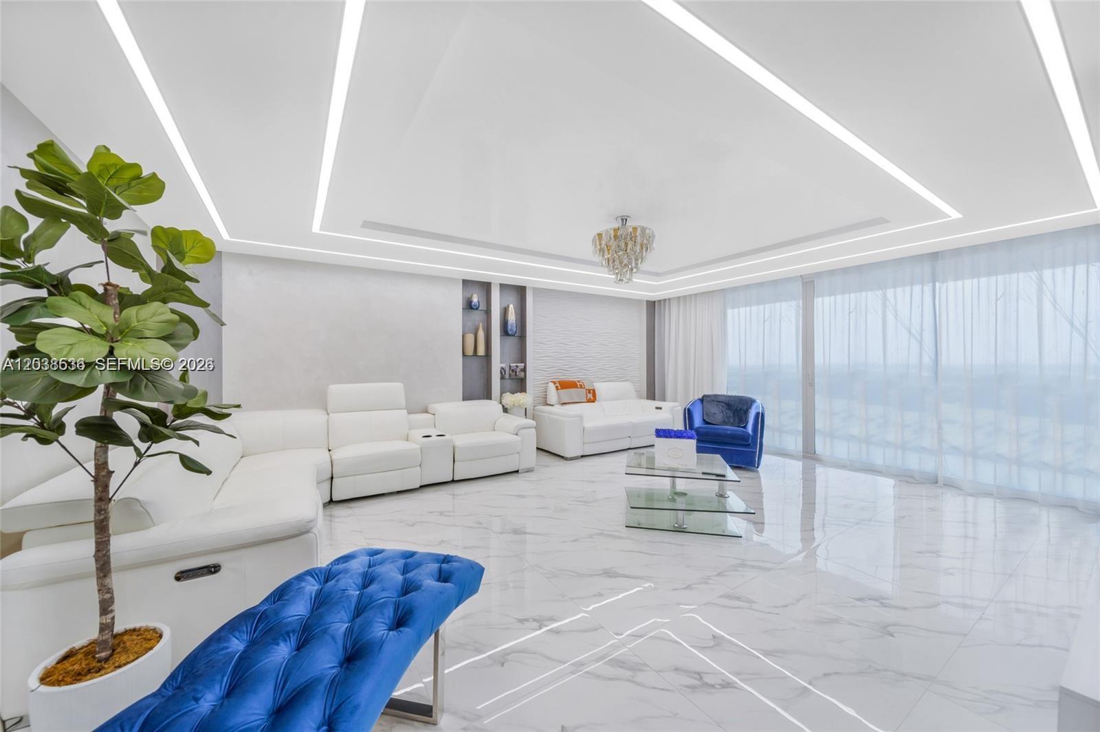 2030 S Ocean Drive 2127