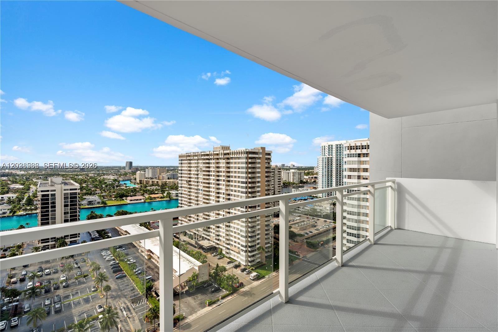 2030 S Ocean Drive 2127
