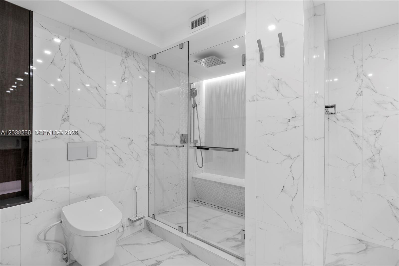 2030 S Ocean Drive 2127