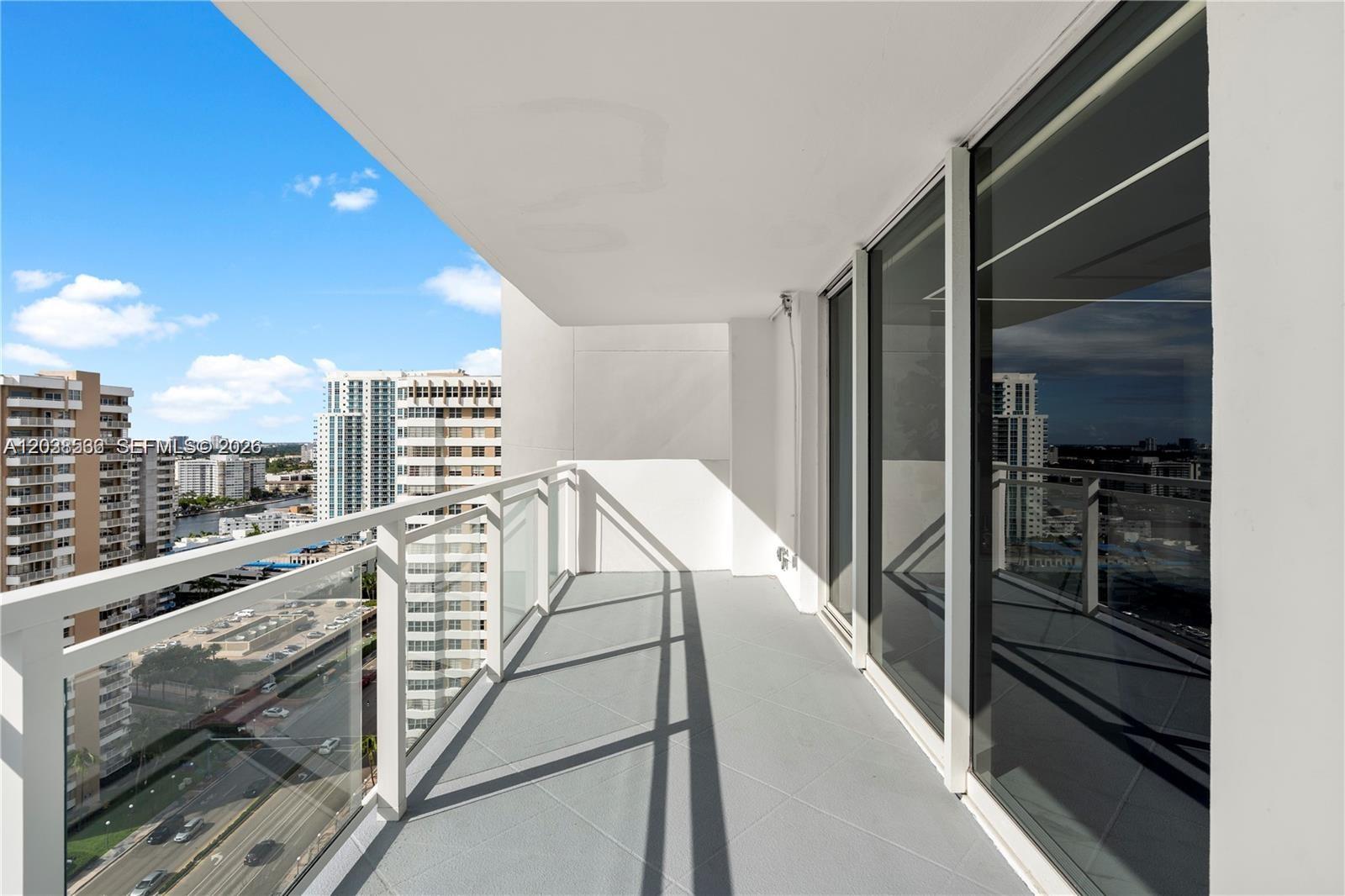 2030 S Ocean Drive 2127
