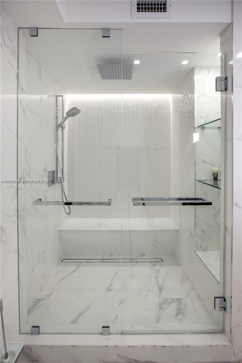 2030 S Ocean Drive 2127