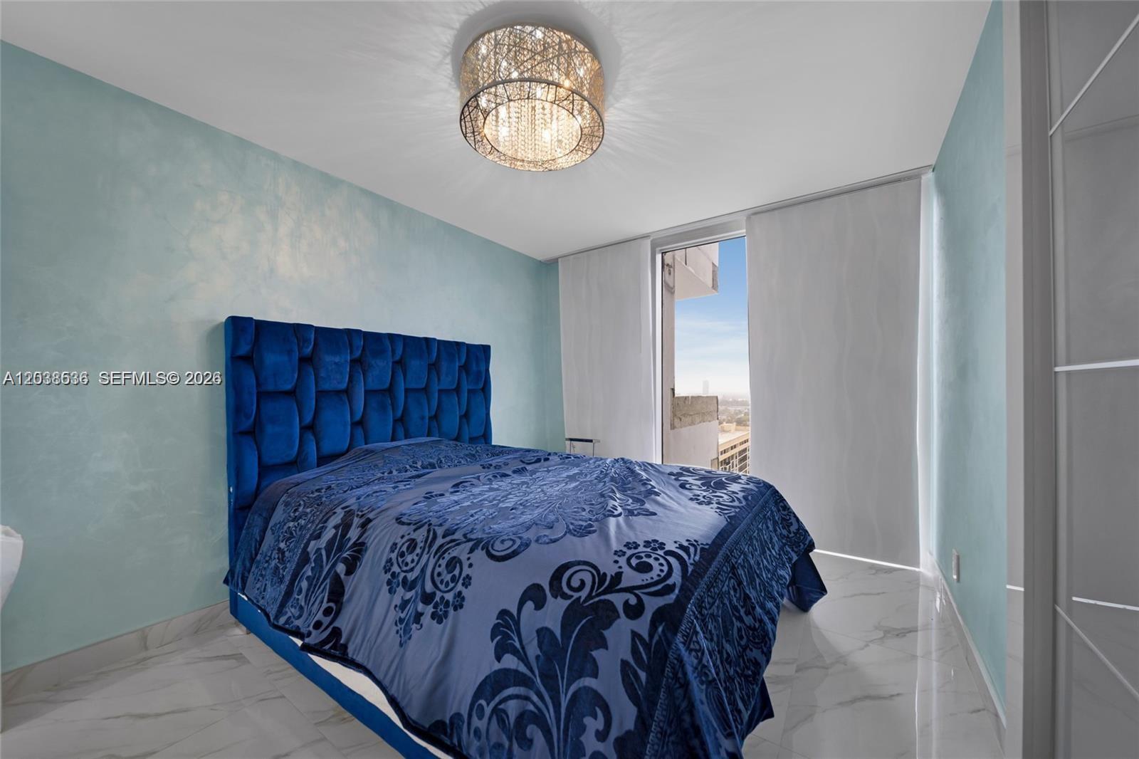 2030 S Ocean Drive 2127