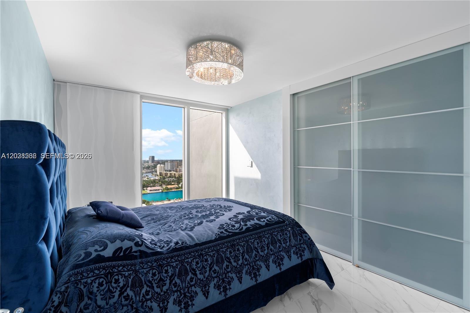 2030 S Ocean Drive 2127
