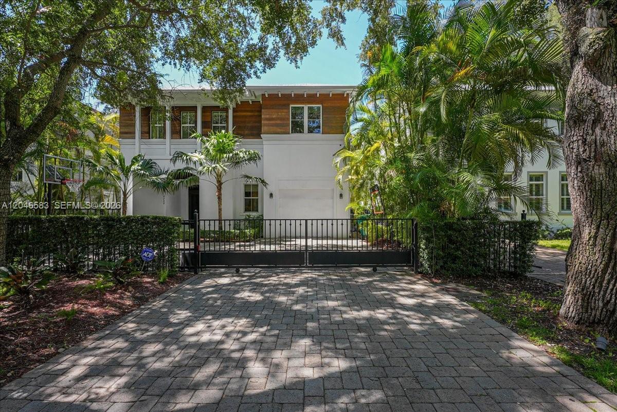 4734 Sunset Drive