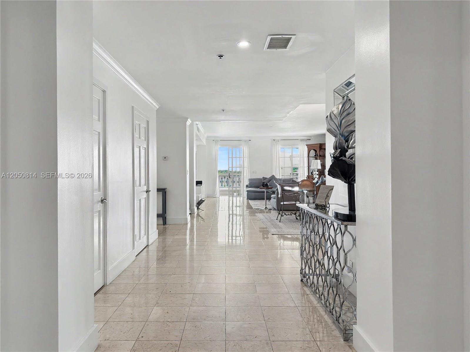 2124 Fisher Island Dr # 2124