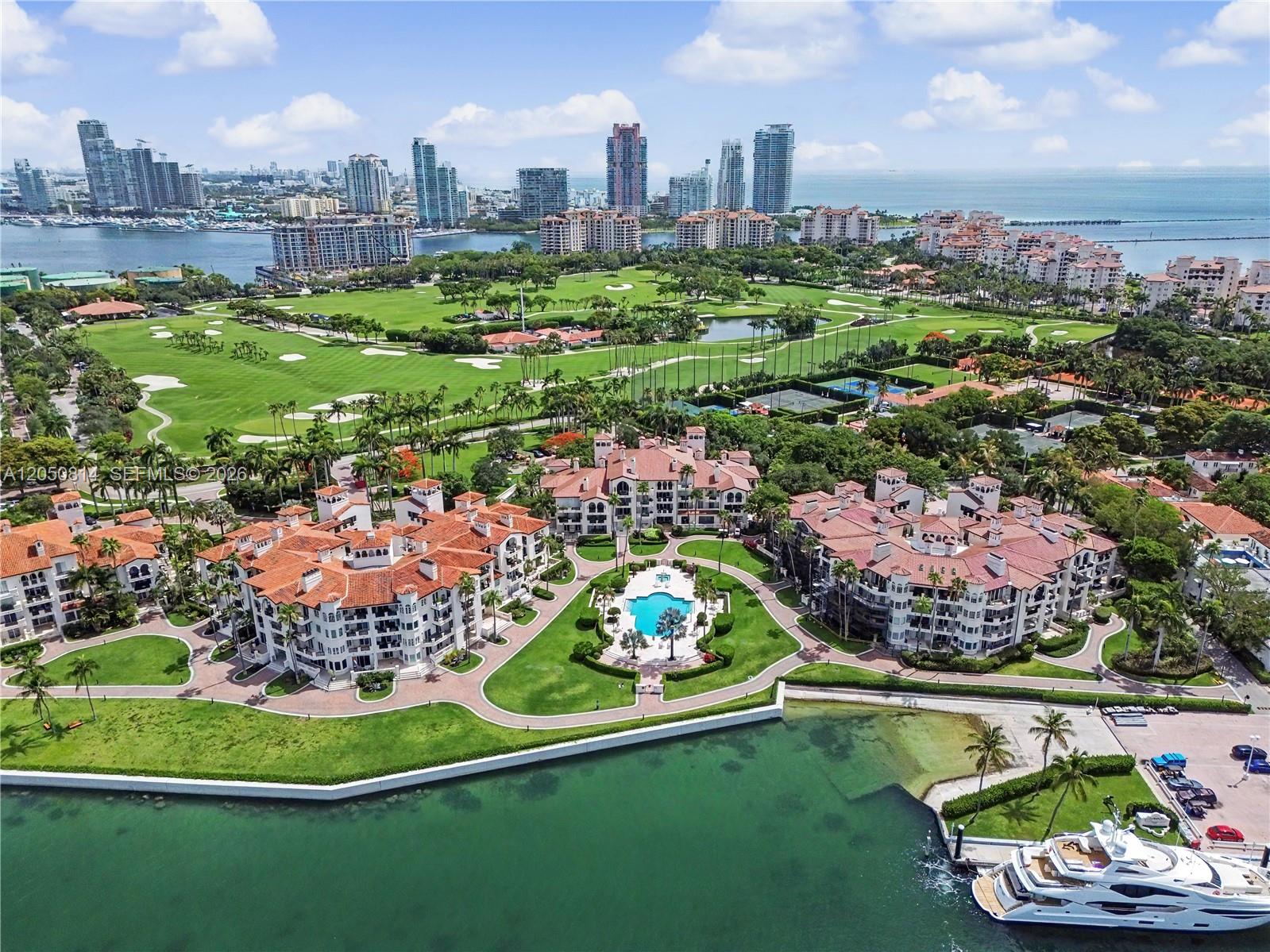2124 Fisher Island Dr # 2124