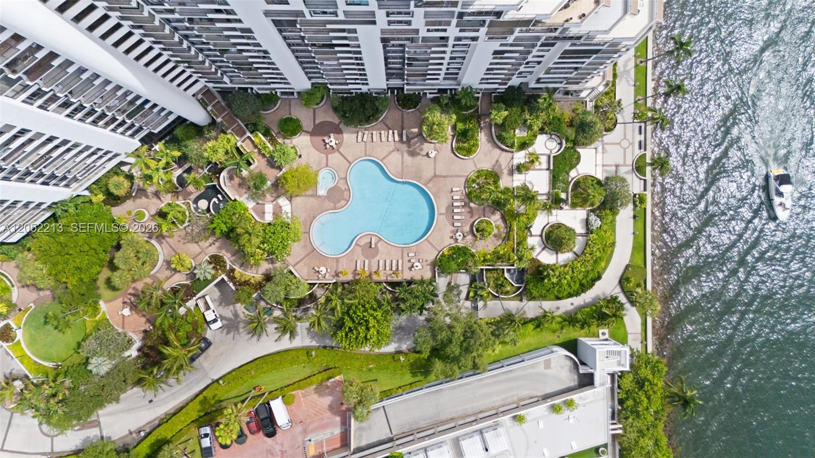 520 Brickell Key Dr # A1206