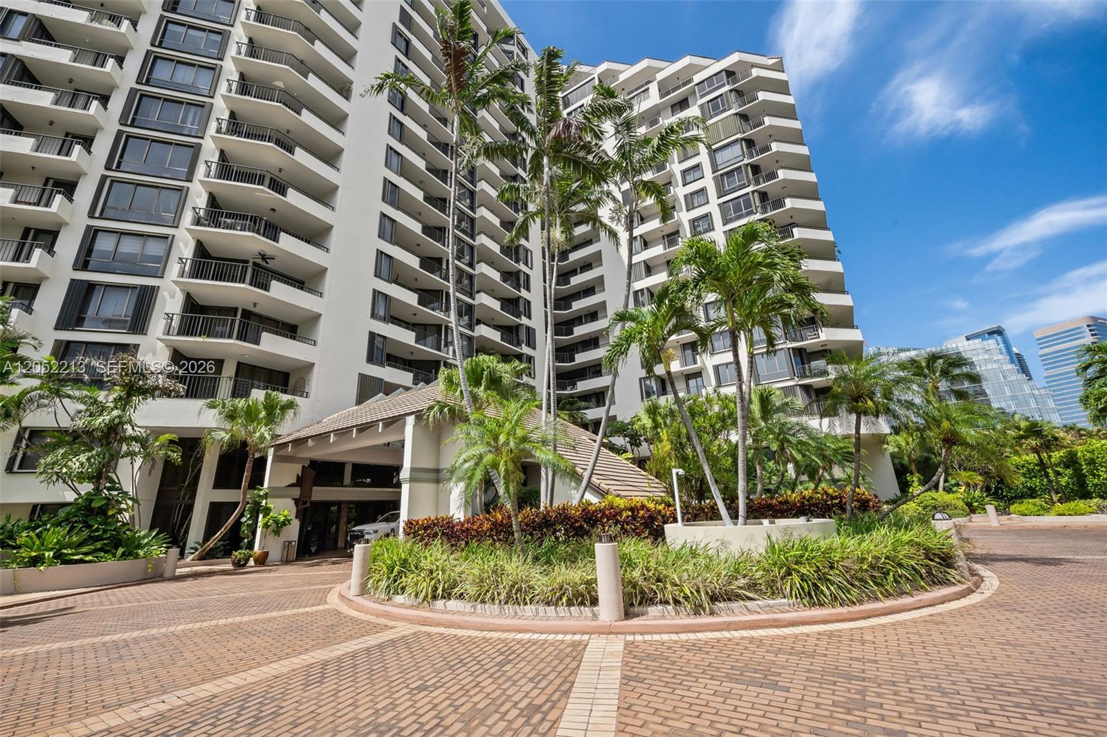 520 Brickell Key Dr # A1206
