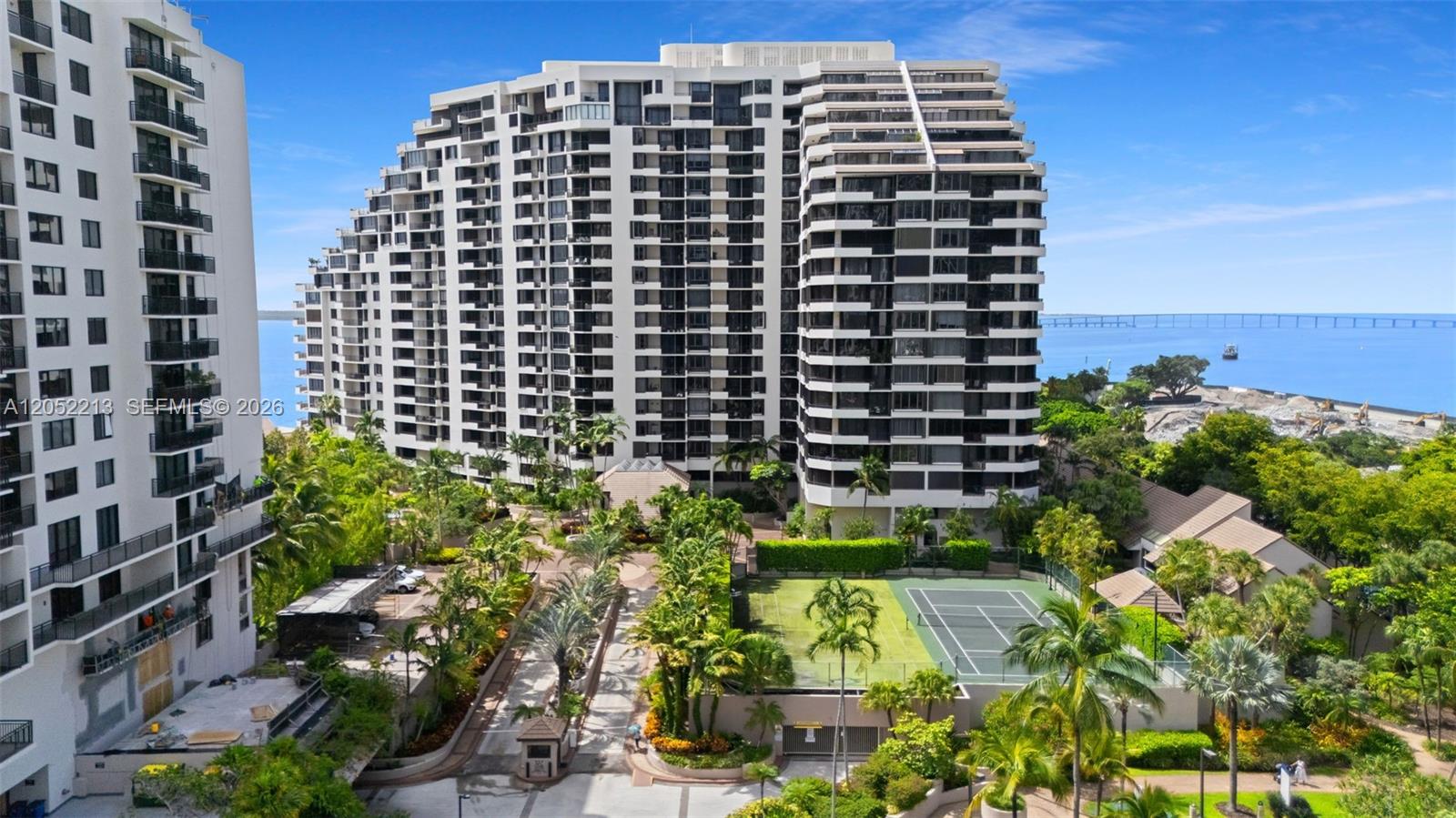 520 Brickell Key Dr # A1206