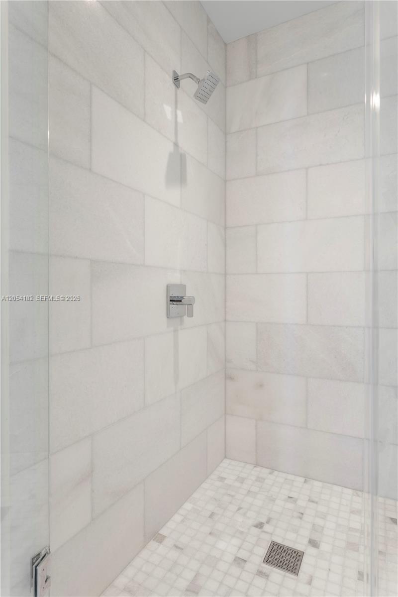 175 SE 25th Rd # 2701