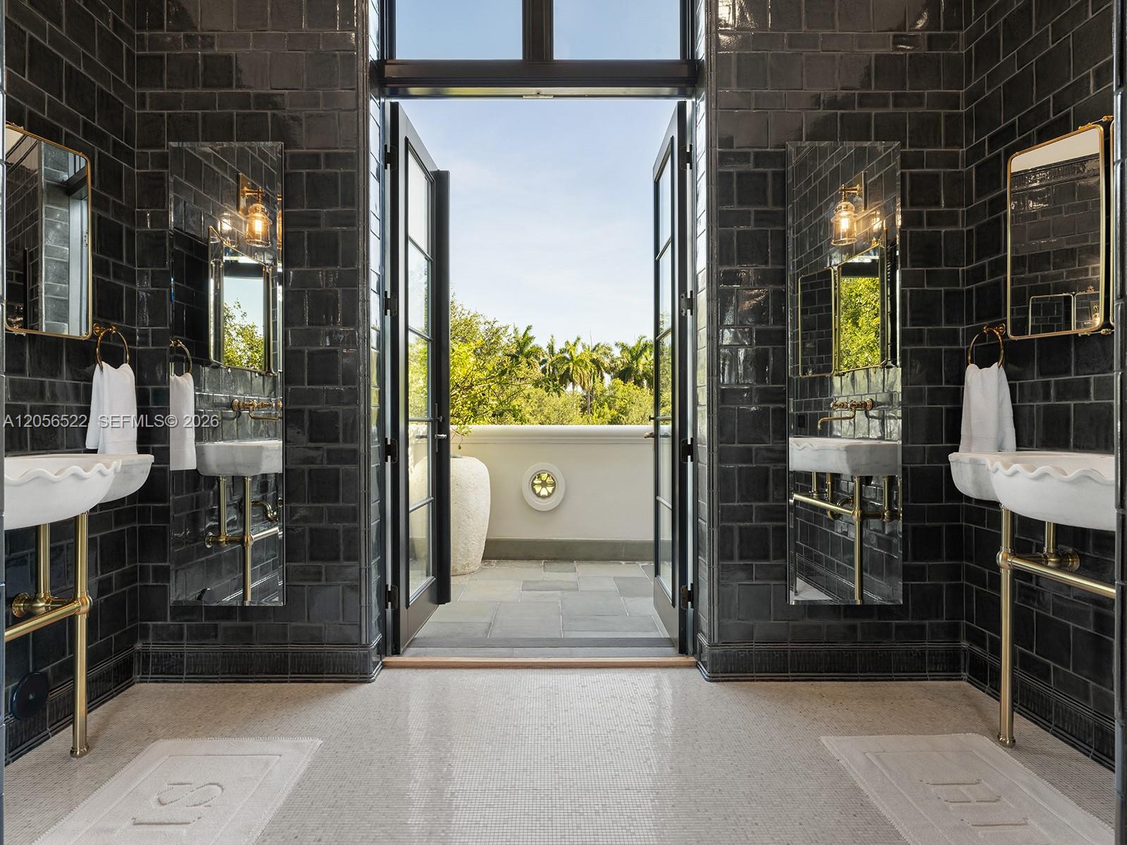 5771 SW 94th St