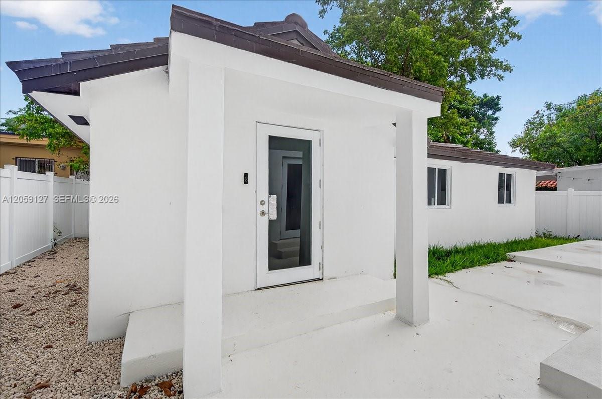 3389 NW 14th Ave