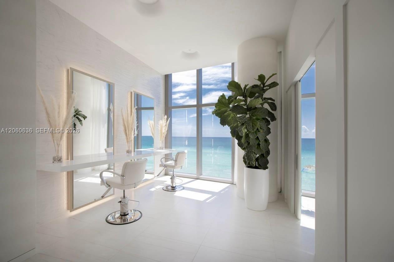 15701 Collins Ave # 4701