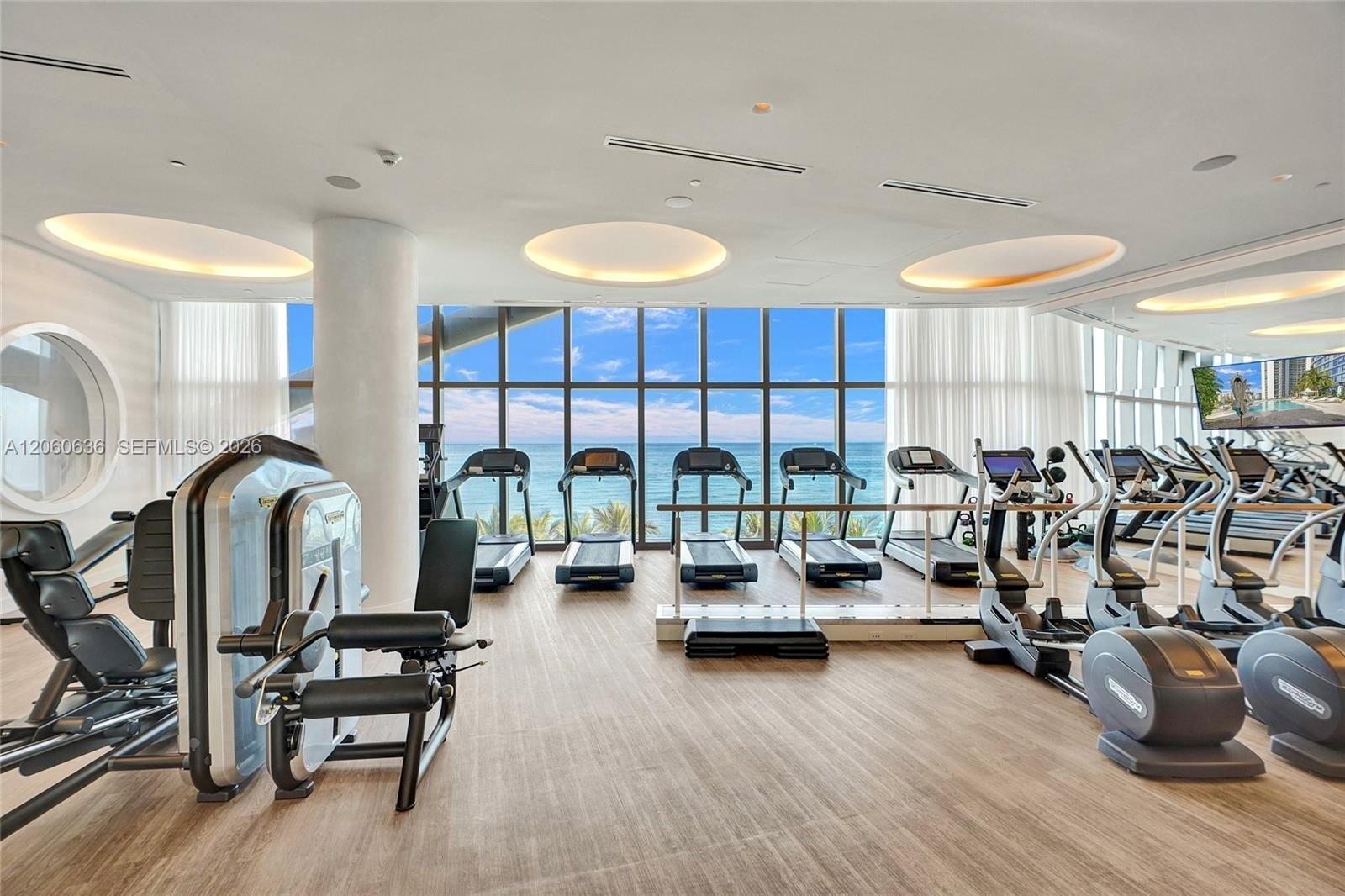 15701 Collins Ave # 4701