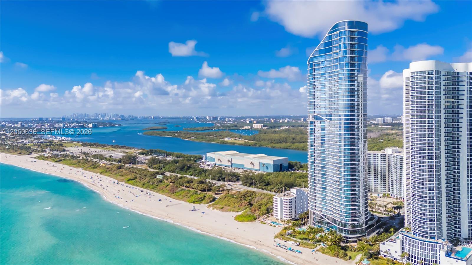 15701 Collins Ave # 4701