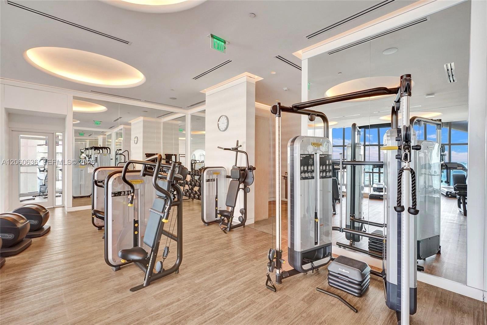 15701 Collins Ave # 4701