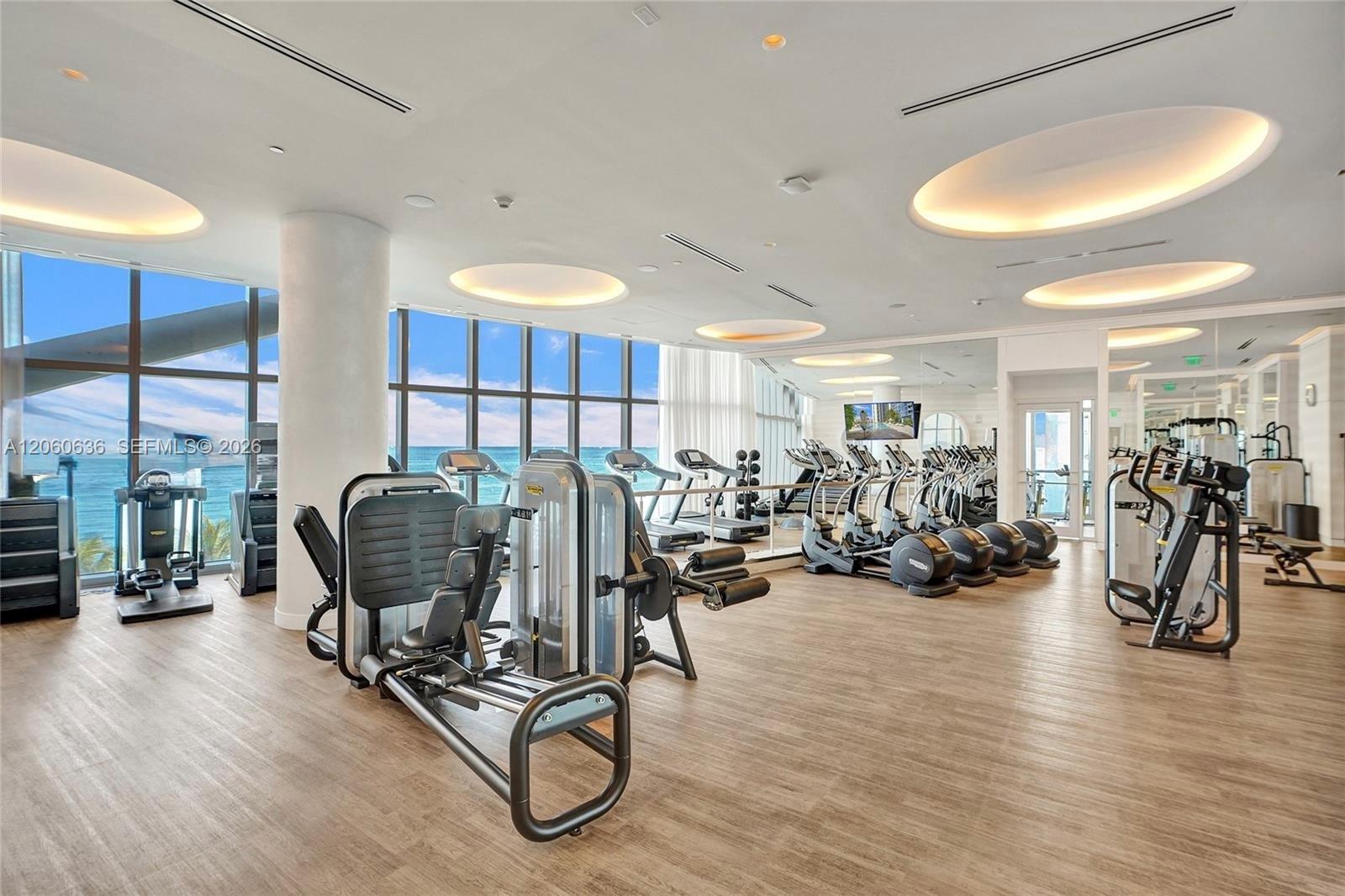 15701 Collins Ave # 4701
