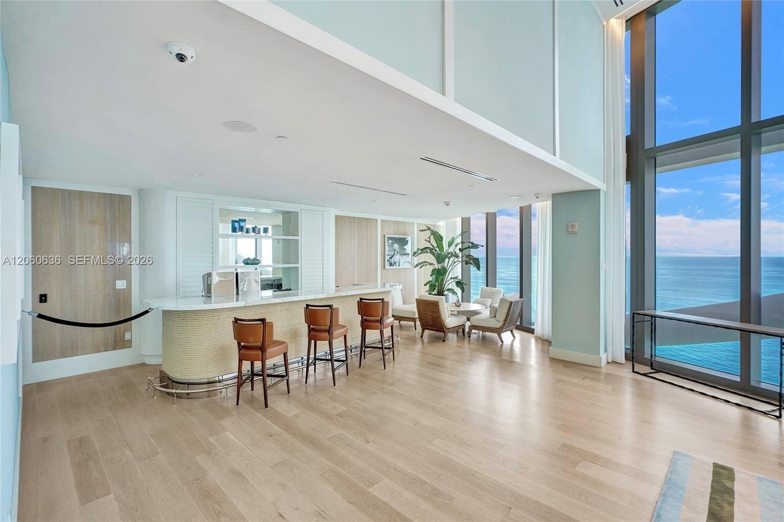 15701 Collins Ave # 4701