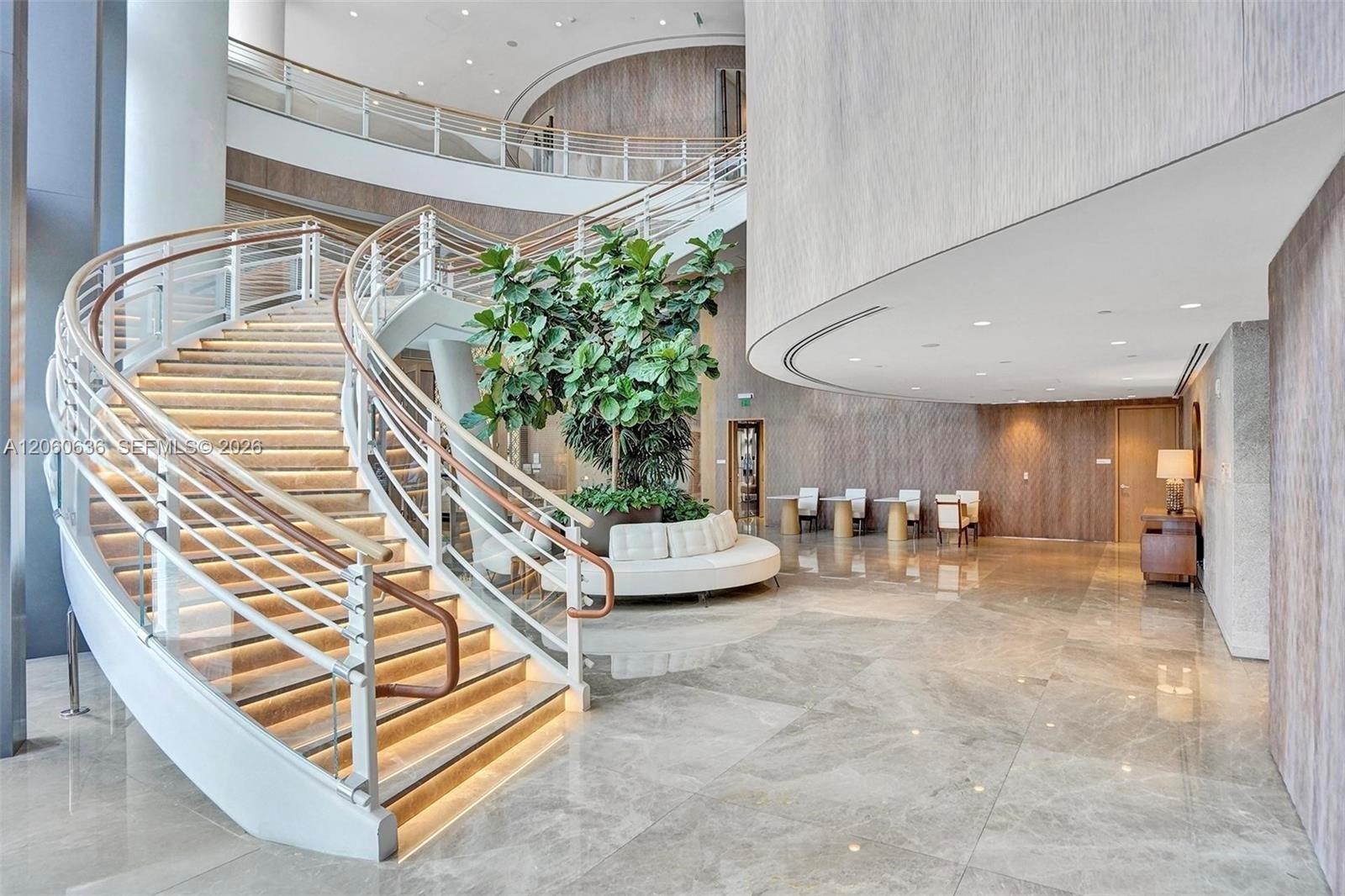 15701 Collins Ave # 4701
