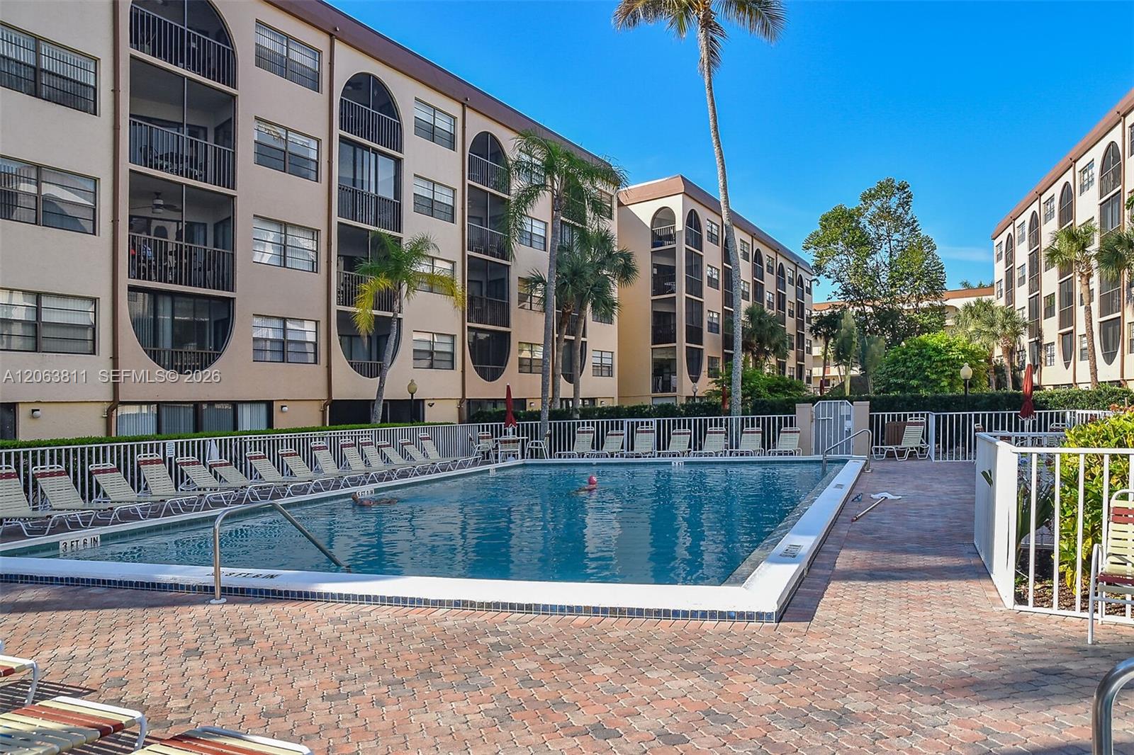 1011 Anglers Cove # H403