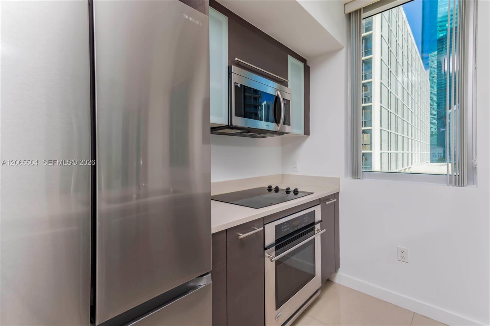 500 Brickell Ave # 401
