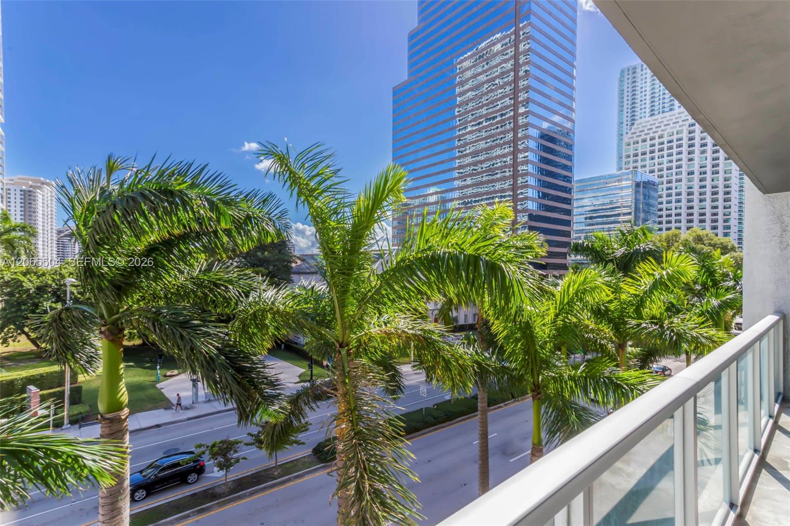 500 Brickell Ave # 401
