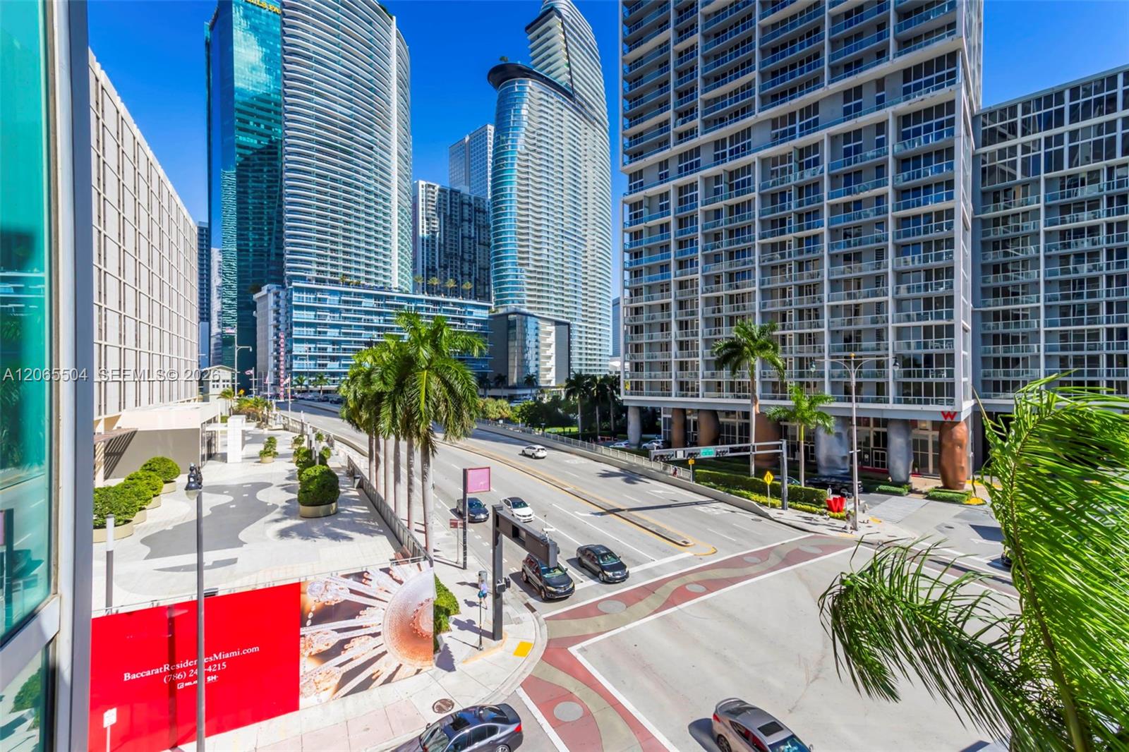 500 Brickell Ave # 401