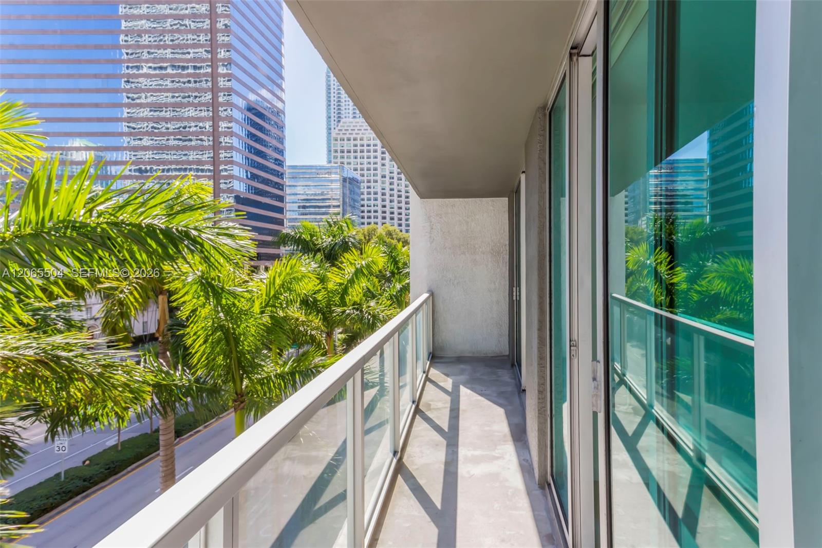500 Brickell Ave # 401