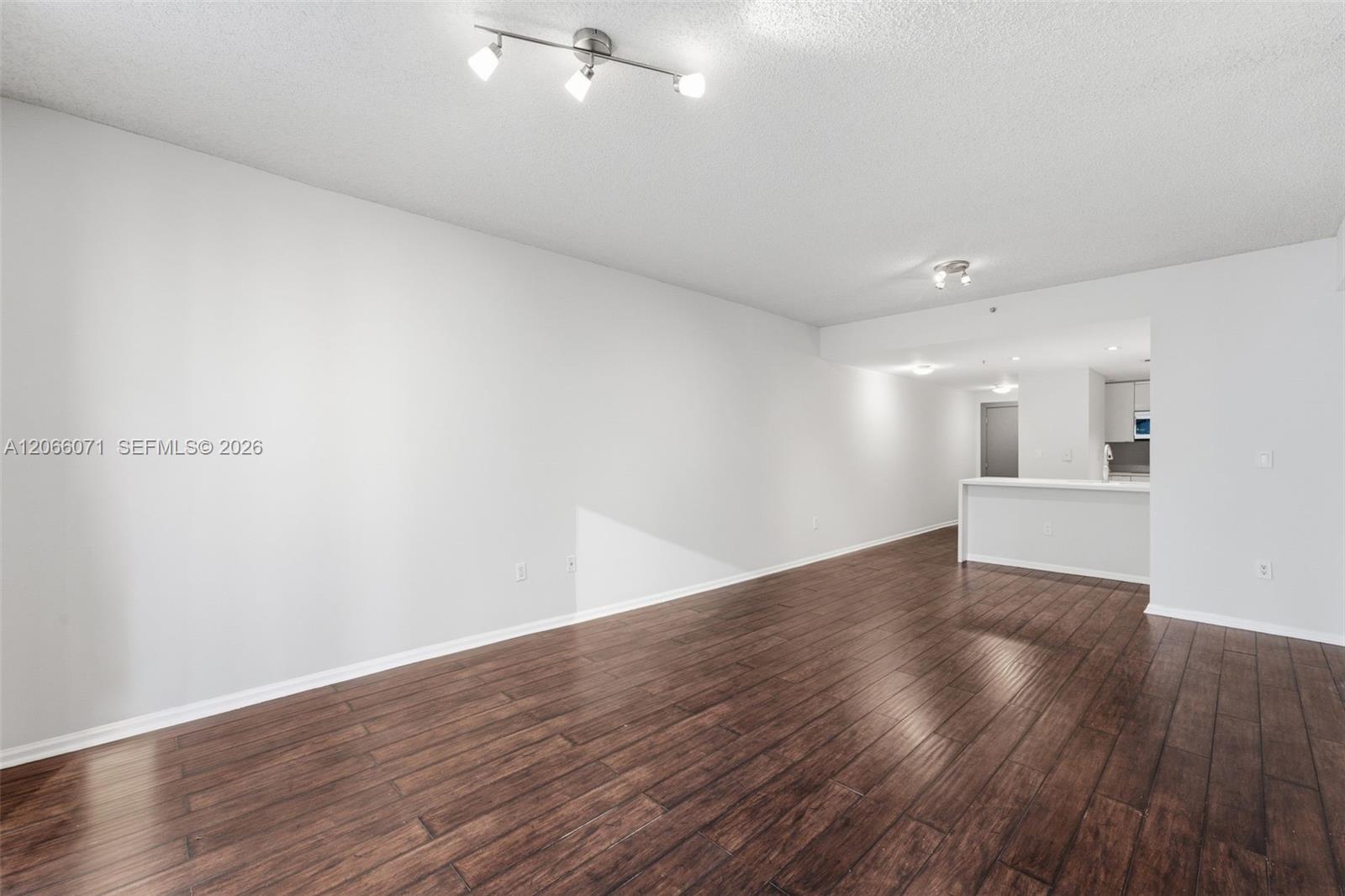 185 SE 14th Ter # 1010