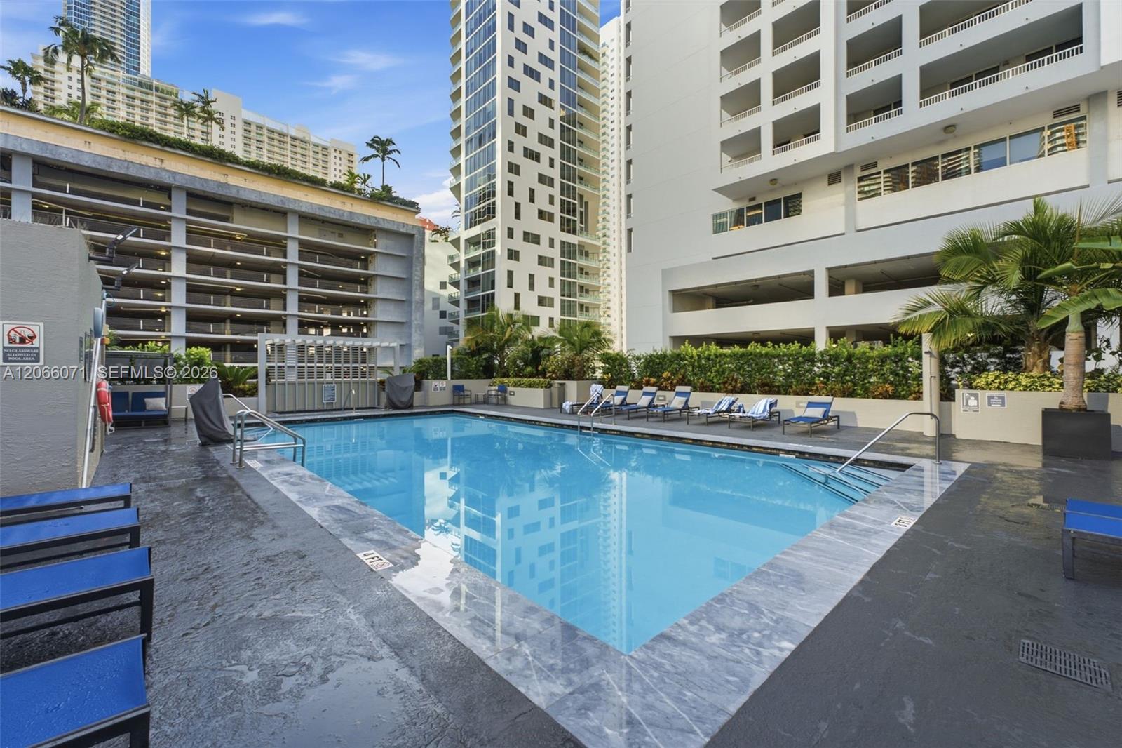 185 SE 14th Ter # 1010