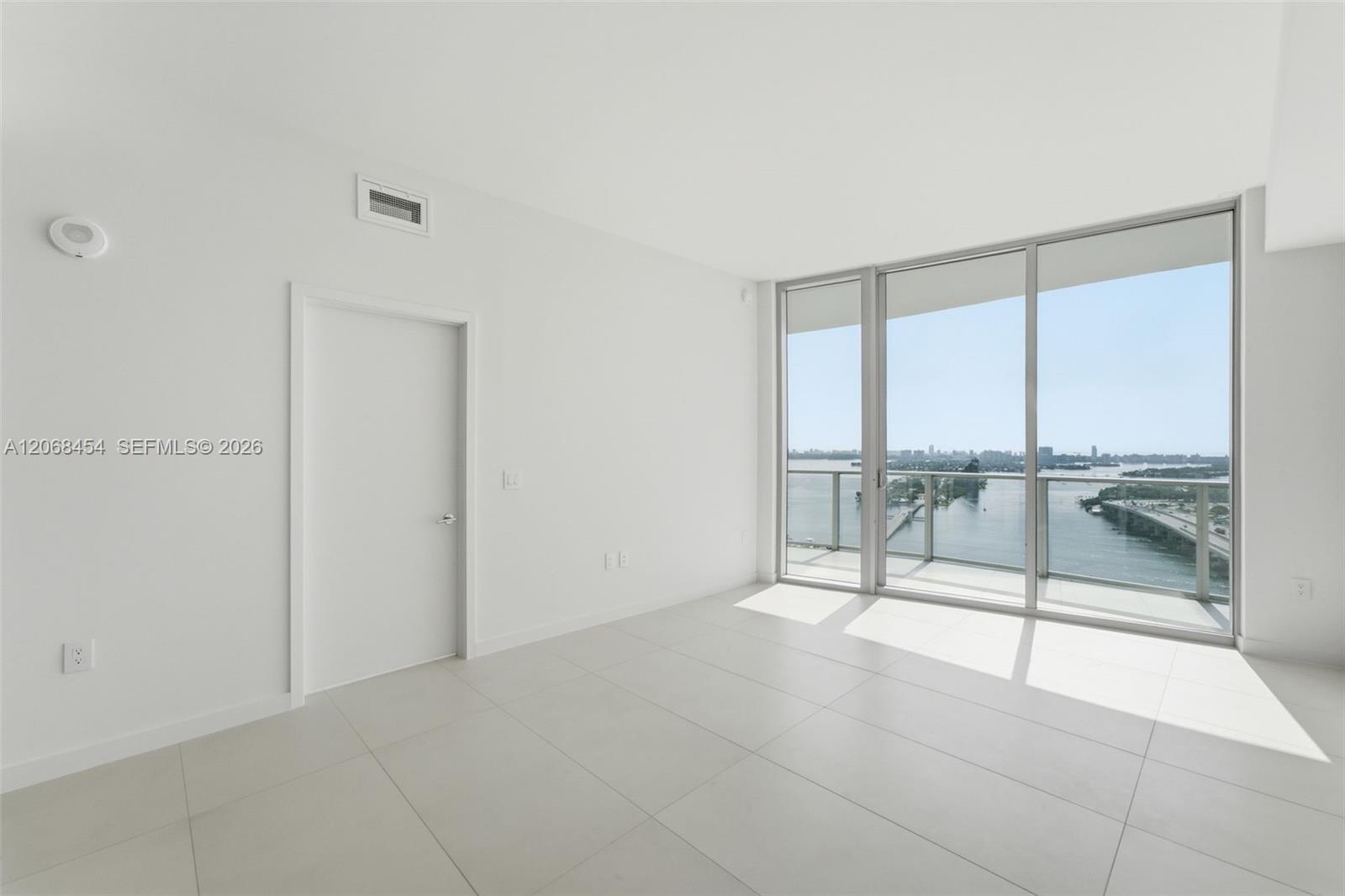 1400 Biscayne Blvd. # 3004