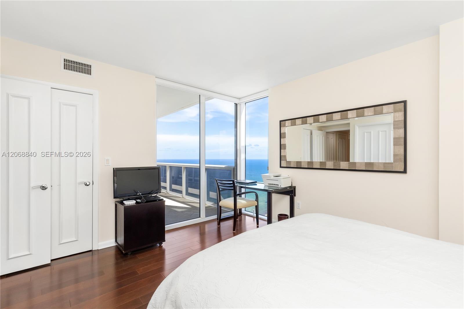 1850 S Ocean Dr # 4404
