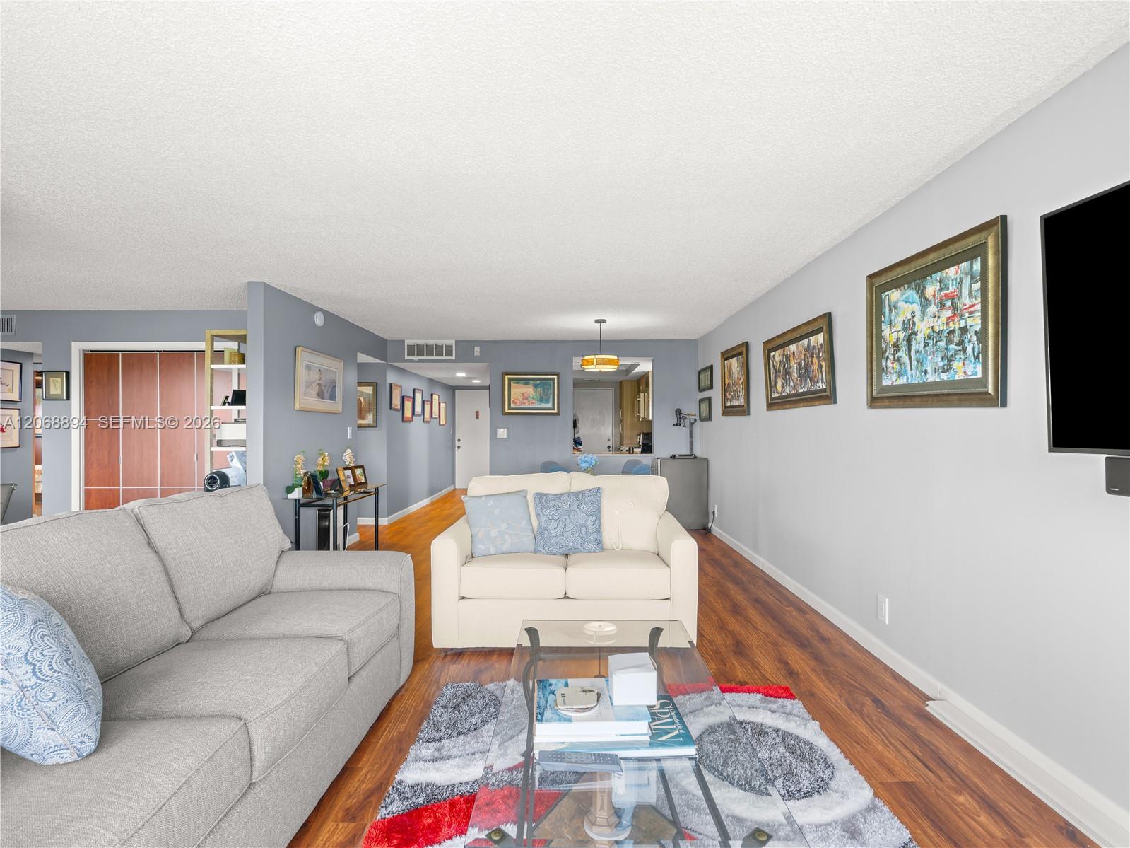 2314 S Cypress Bend Dr