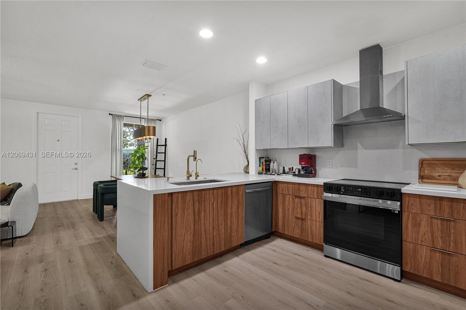 4818 Acadian Trl