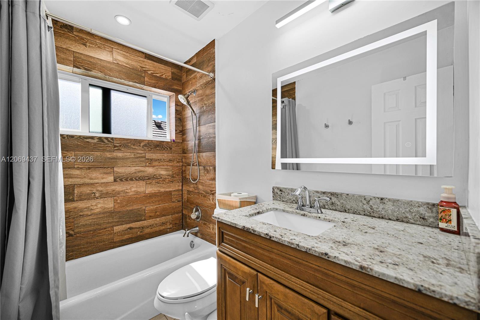 2710 NW 54th St