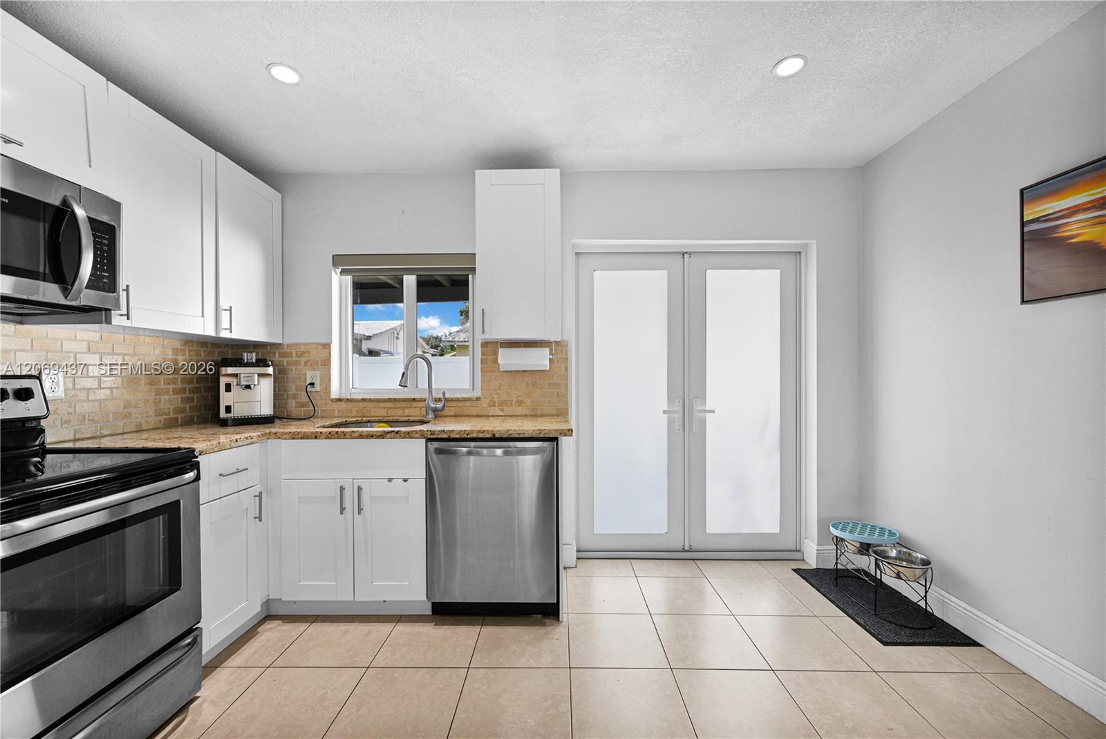 2710 NW 54th St