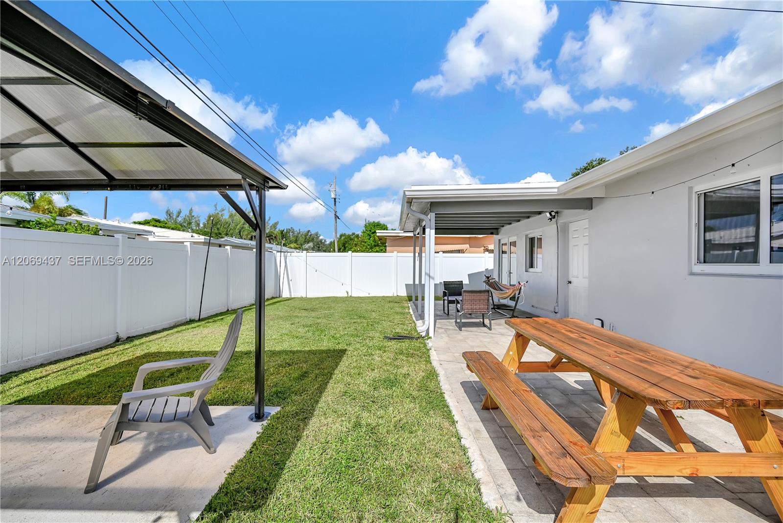 2710 NW 54th St